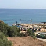 Сasa de vacaciones Seaside Luxury With Heated Pool