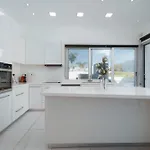 Seaside Luxury With Heated Pool Paralimni
