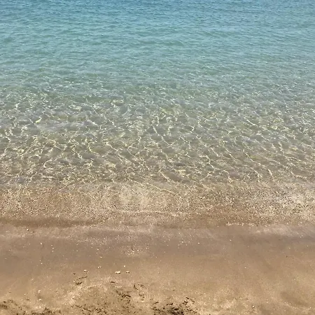 Nyaraló Seaside Luxury With Heated Pool Paralímni