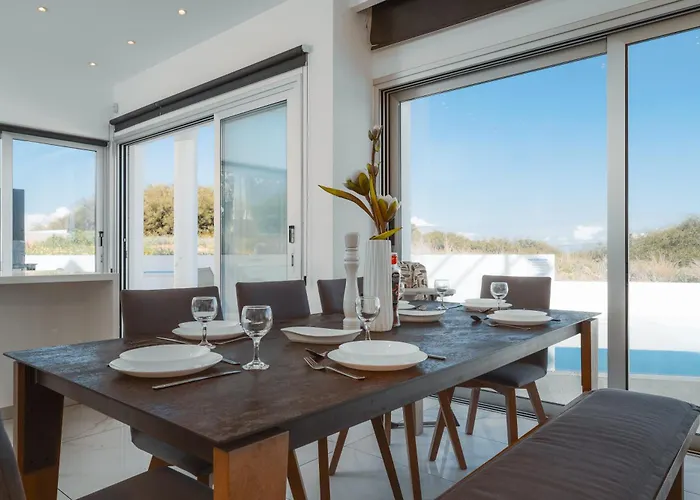 Casa de Férias Seaside Luxury With Heated Pool