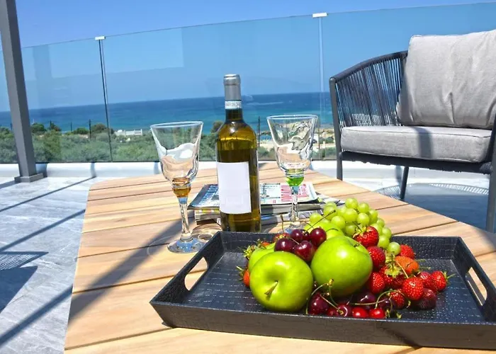 Seaside Luxury With Heated Pool 別荘 *